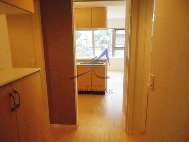 Ｂｌｕｅ　Ｓｈａｌｌｏｗｓ