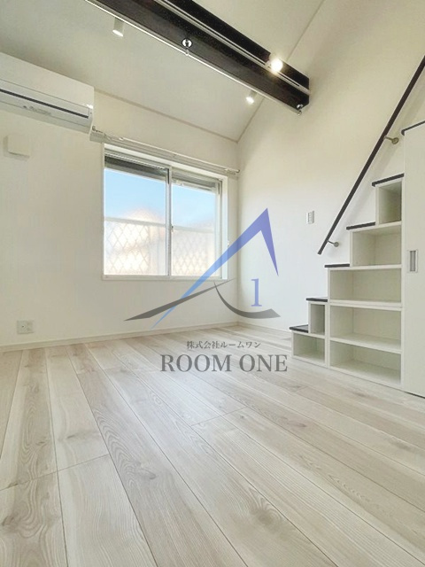 ハーミットクラブハウスコルドⅡの居間・リビング|洋室のお部屋です。