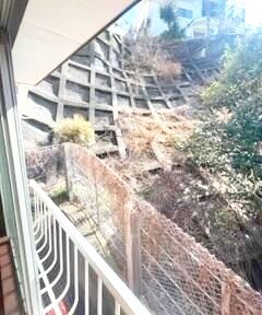 コーポ弘明寺のバルコニー