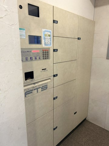 キャッスルマンション亀戸立花のその他共用部分|共用部・宅配ボックスあり　対面なしで荷物が受け取れ便利です