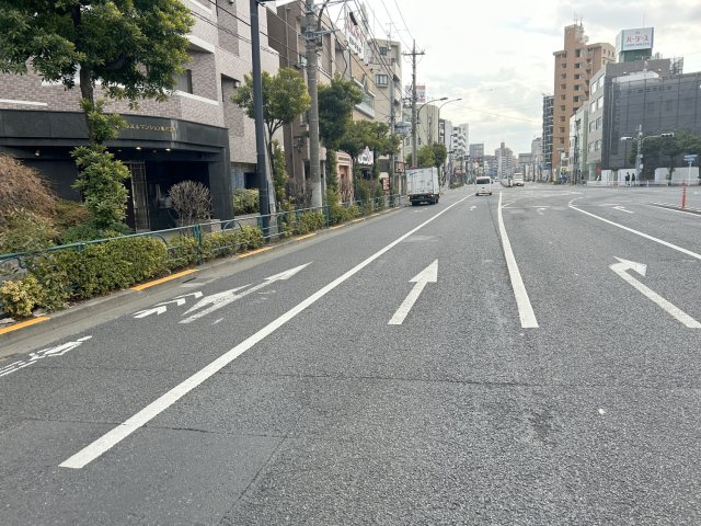 キャッスルマンション亀戸立花の周辺|前面道路の風景