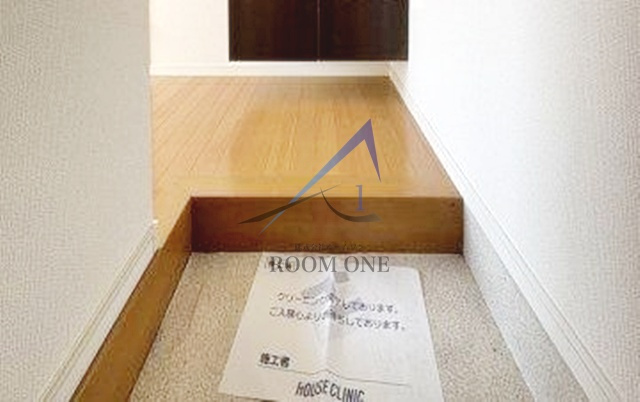 山一東尾久ビルの玄関|玄関です。