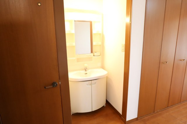 井上マンションの洗面所