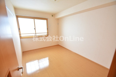 【寝室】 | メルベーユ高井田