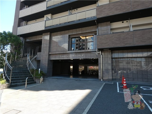 Ｇｒａｎｄ Ｅｔｅｒｎａ岡山Ⅲのエントランス