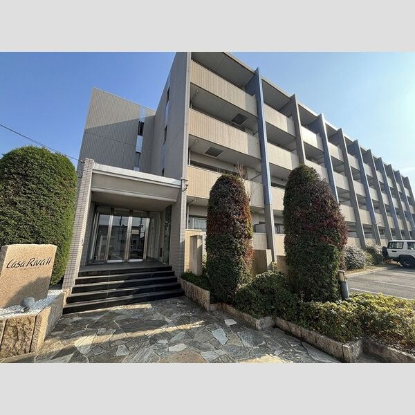 カーサリーヴァ・ドゥーエ