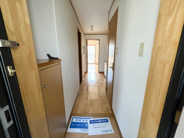 Ｓａｎｃｔｕａｒｙの玄関