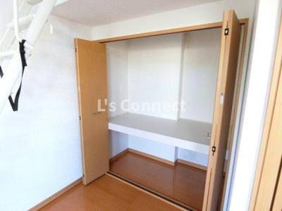 【収納】 | ケイリュウ | 奥行きのある収納でお荷物もすっきりしまえます。