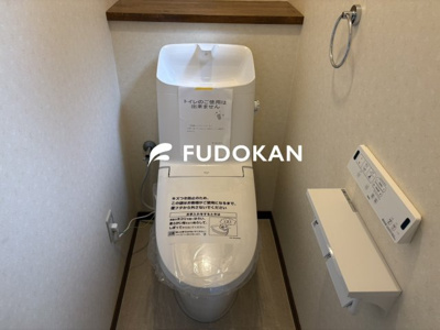 【洋室】 | 鶴岡市千石町【中古住宅】 | 大きいベットを置いてもスペースの取れる寝室です。