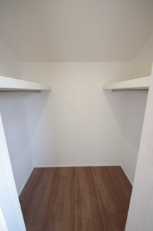 【収納】 | 【仲介手数料無料！！】川崎市麻生区多摩美2丁目　新築戸建て（全1棟）1号棟　4580万円 | WIC