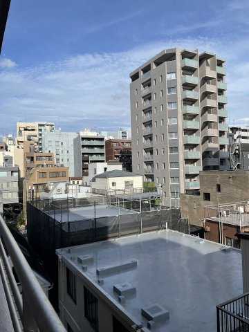 キャメロットの展望