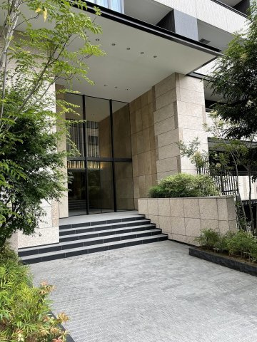 ディアナコート文京本郷台のエントランス