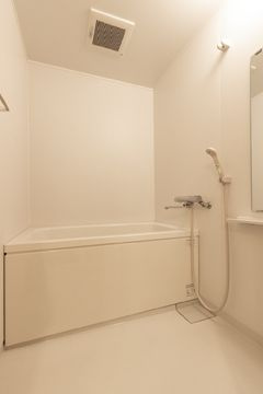 【浴室】 | 百花園パーク・ファミリア | 浴室