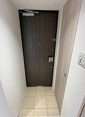 【玄関】 | エルフォルテ東日暮里