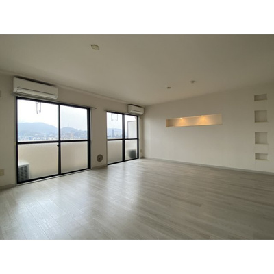 【居間・リビング】 | 洋室