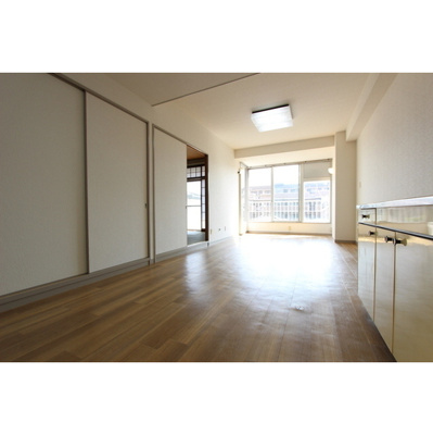 【居間・リビング】