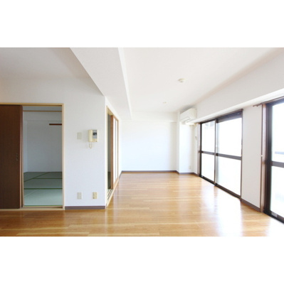 【居間・リビング】