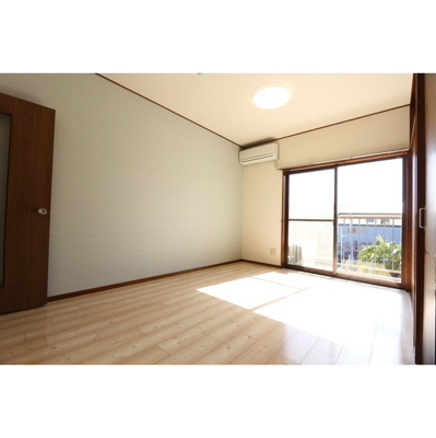 【居間・リビング】