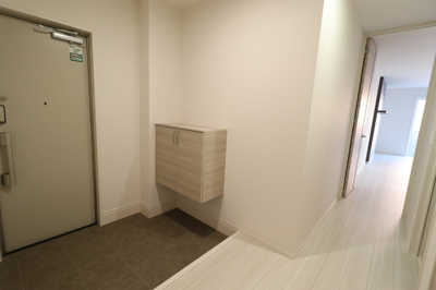 【玄関】 | D-ROOM長浜 | 102　玄関
