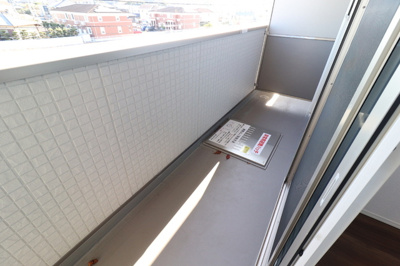 【バルコニー】 | PREMILIFE須賀Ⅱ | 303　バルコニー