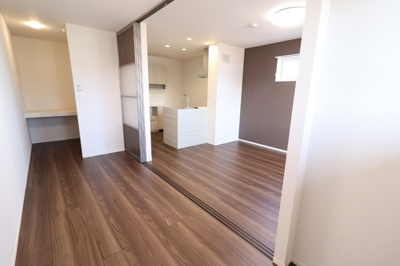 【その他】 | PREMILIFE須賀Ⅱ | 303　洋室