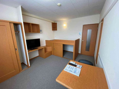 【居間・リビング】 | レオパレスほんまちＡＰ | 設備仕様は号室により異なる為、現況を優先とします。