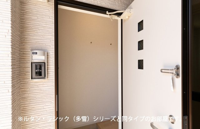 マルベリー　ライト　キタヤマの玄関