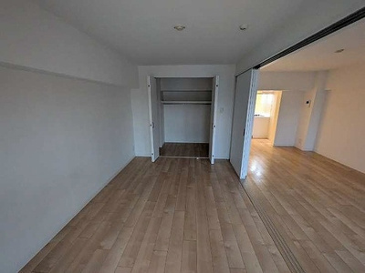 【居間・リビング】 | 日商岩井目白台マンション | リビングダイニングと洋室別角度　※2025年12月撮影