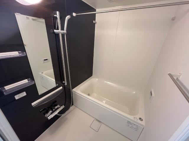 ベルク栄の浴室|バス