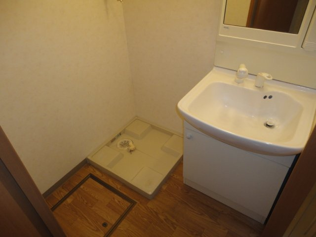 グランドールヒルズの洗面所|洗面スペース