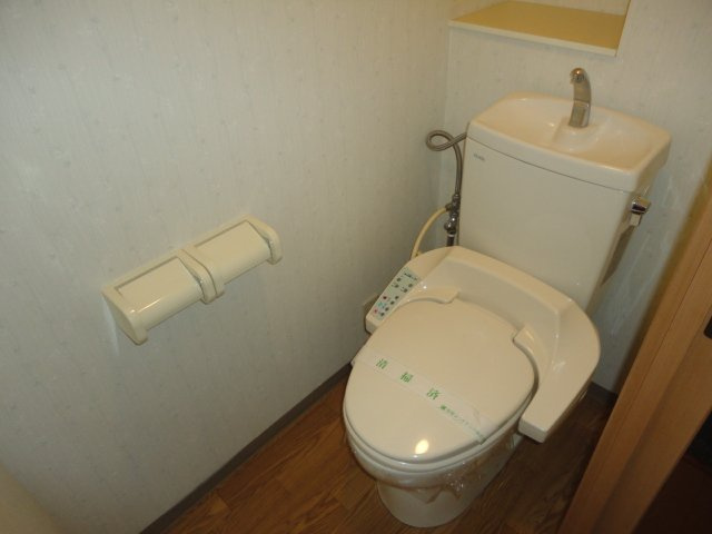 グランドールヒルズのトイレ|温水便座付きＷＣ