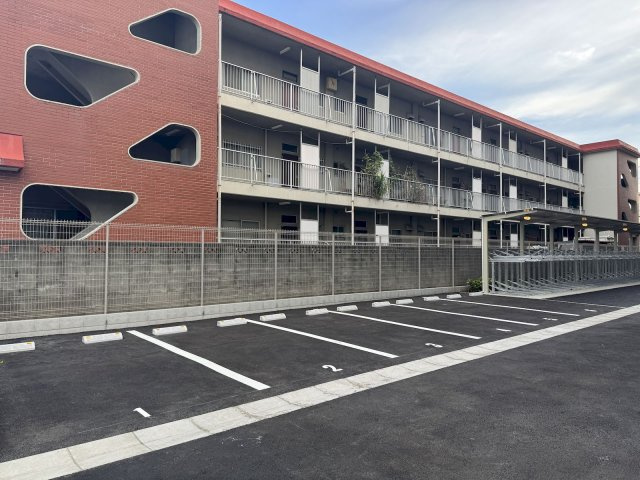 ＧＲＡＮ ＰＡＳＥＯ 谷在家の駐車場