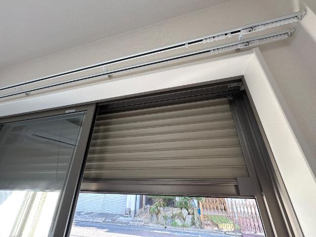 ヴァローレ日比野の内装|シャッター