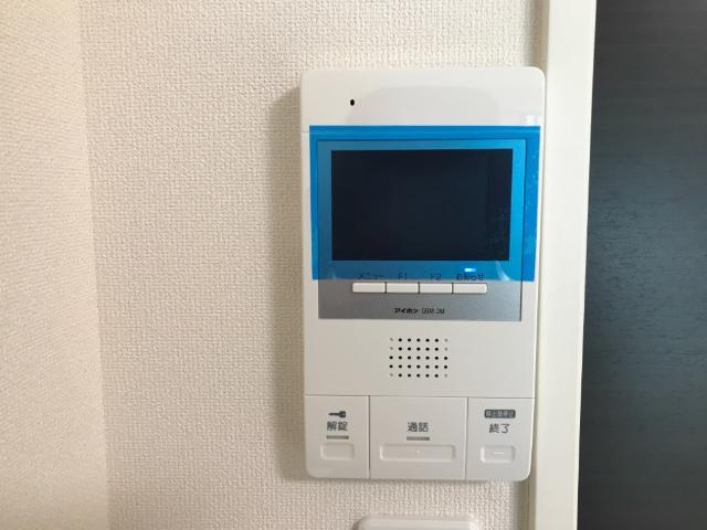 メゾン　ミールの内装|カメラ付インターホン