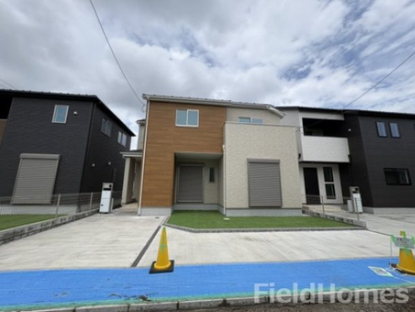 厚木市下川入新築戸建て　01期2号棟