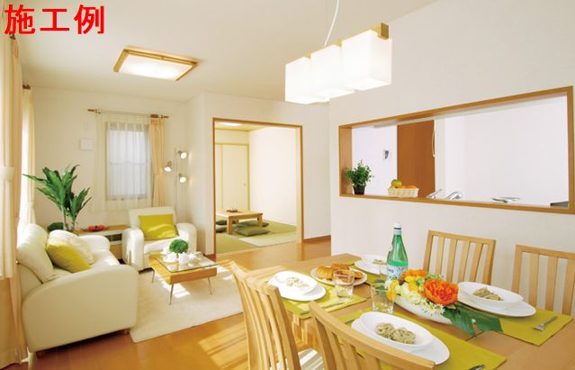 厚木市下川入新築戸建て　01期2号棟の居間・リビング|リビング施工例