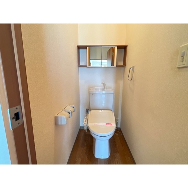 カレントのトイレ