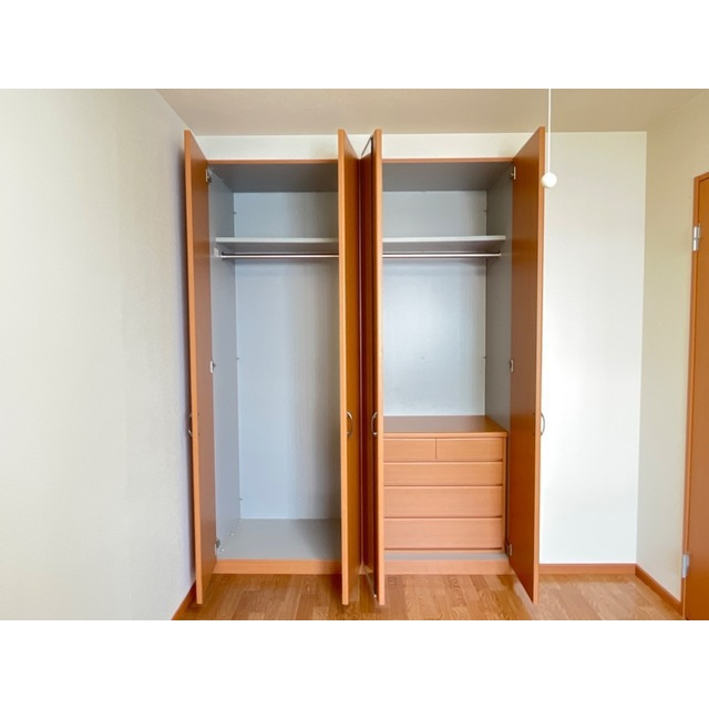 カレントの収納