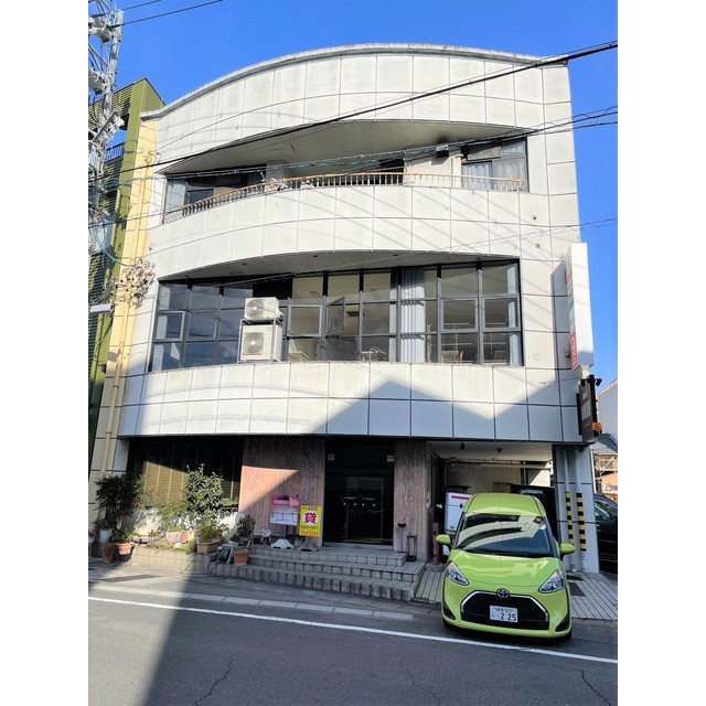 岐阜市真砂町１２丁目の店舗事務所の外観