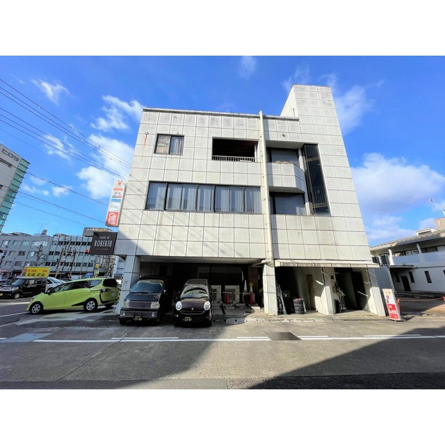 岐阜市真砂町１２丁目の店舗事務所の外観