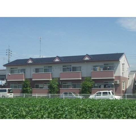 グランドハイツ市川の外観