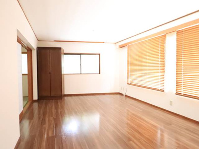 【居間・リビング】 | コーポ祐天寺 | 陽当たり良好◎