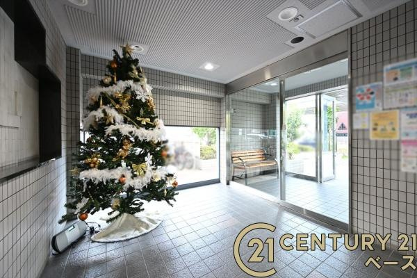 ユニハイム大和郡山のエントランス|■現地撮影写真■２０２６年４月リフォーム！