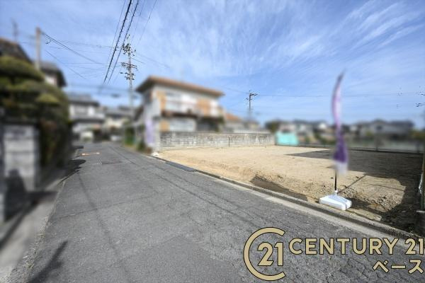 生駒郡斑鳩町法隆寺西３丁目　建築条件なし土地の前面道路含む現地写真|■現地撮影写真■前面道路約４ｍでお車の出し入れも楽々！