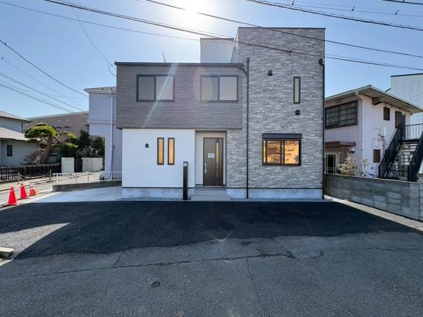 横浜市金沢区六浦５丁目の新築一戸建