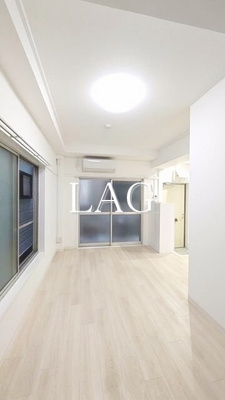 【居間・リビング】 | 青葉マンション | 洋室のお部屋です。