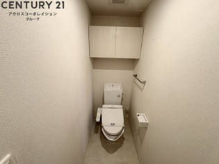 ゆったり落ち着けるトイレです