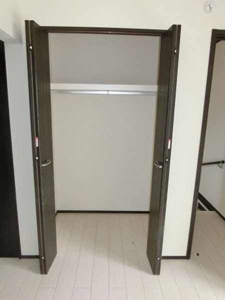 サンライズ西徳田の収納