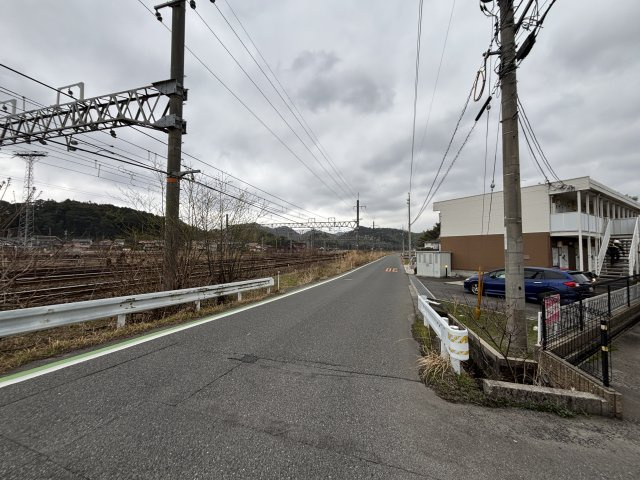 ブライトフューチャー・Ｎの周辺