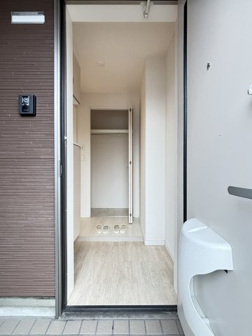 エヴァーグリーン西福原の洋室